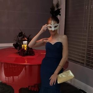 Meet your Posher, Noelle